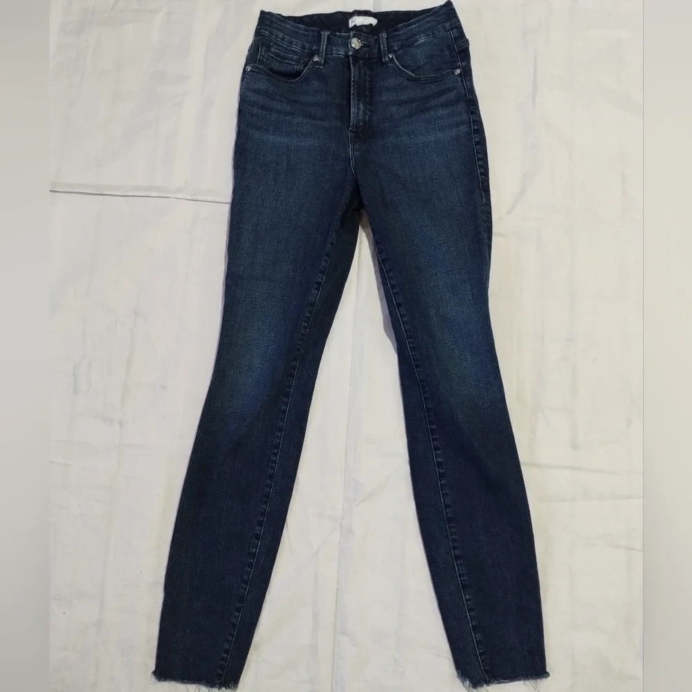 Good American Good Legs Raw Hem Skinny Jeans In Blue653 Women's 4/27